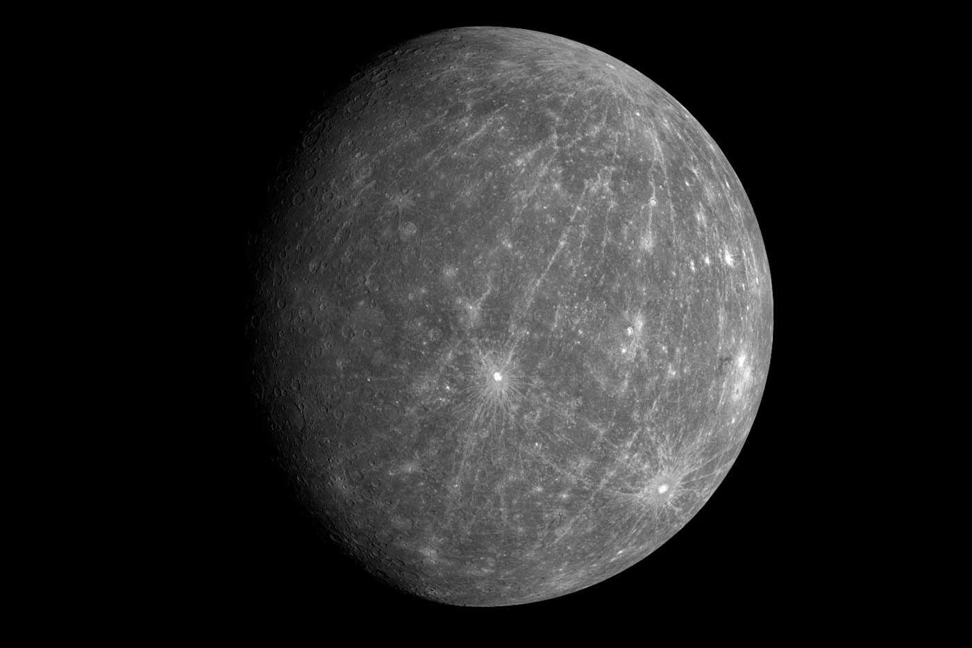 Почему Меркурий такой темный? Теперь есть ответ!
