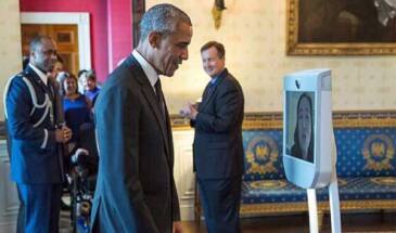 Обама сегодня впервые пообщался с роботом телеприсутствия [фото]
