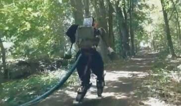 Лесные испытания нового человекоподобного робота Boston Dynamics [видео]