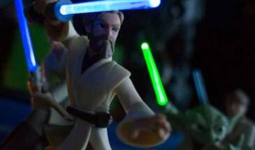 Star Wars:  Сила пробудилась в игрушках и сувенирке [видео]