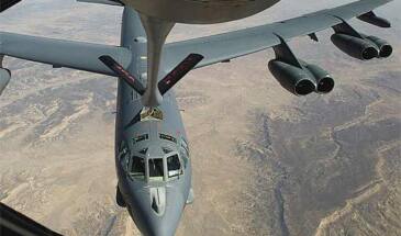 Бомбардировщик B-52 потерял двигатель в ходе тренировочного полета