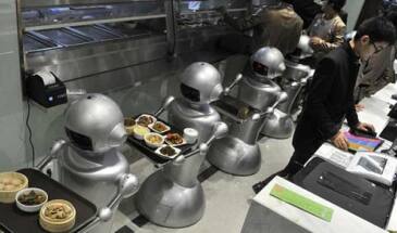 Эксперт: в ближайшие годы роботы отберут у британцев 15 млн рабочих мест [видео]