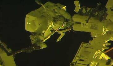 Астронавты сегодня поработали на внешней поверхности МКС [видео]