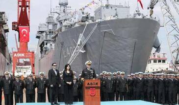 Танкодесантный корабль L-402 Bayraktar торжественно передан в состав ВМС Турции [видео]