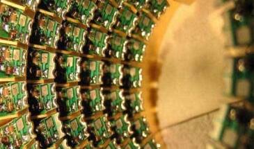 Квантовый компьютер на 51 кубит построили ученые из России и США