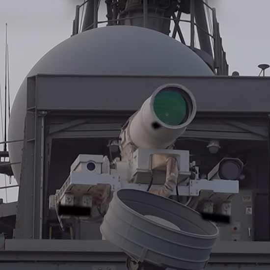 US Navy протестили боевой лазер против беспилотника [видео]