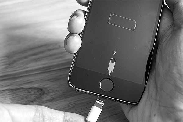 Как нынче проверяется состояние батареи iPhone - пара вариантов для примера - #iPhone