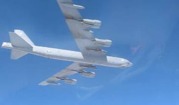 Стратегические B-52H ВВС США над Балтикой: видео из кабины Су-27