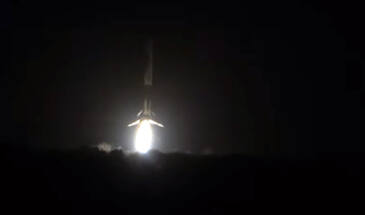 Посадка на ДУ первой ступень Falcon 9 [видео]