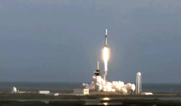 SpaceX отправила на орбиту еще 60 спутников Starlink [видео]