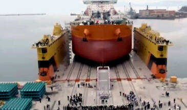 Первый танкер типа Aframax спущен на воду на судоверфи «Звезда» [видео]