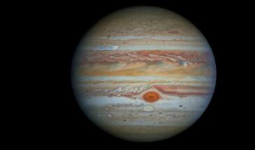 Hubble снял белый шторм на Юпитере [видео]