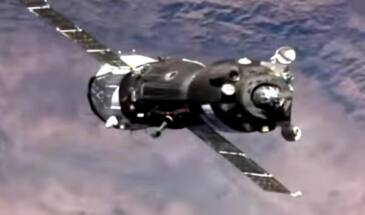 Стыковка пилотируемого Союз МС-17 с МКС [видео]