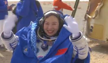 Космическая миссия пилотируемого Шэньчжоу-13 признана успешной [видео]