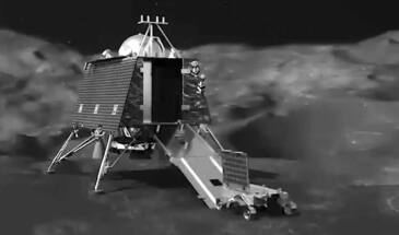 Первые кадры лунной поверхности с камер модуля Чандраян-3