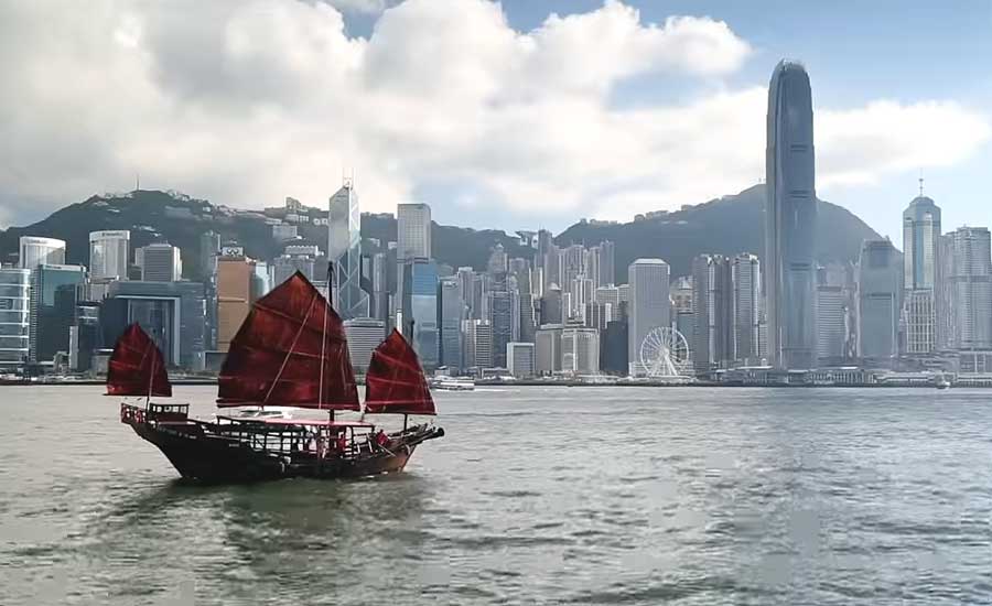 Гонконг теперь "не самый свободный" - впервые за 75 лет