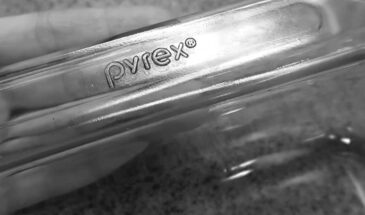 Форма для запекания Pyrex: как отчистить проще и без нервов