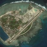 «Стратеги» H-6K ВВС НОАК выполняют полеты с островов в Южно-Китайском море [видео]